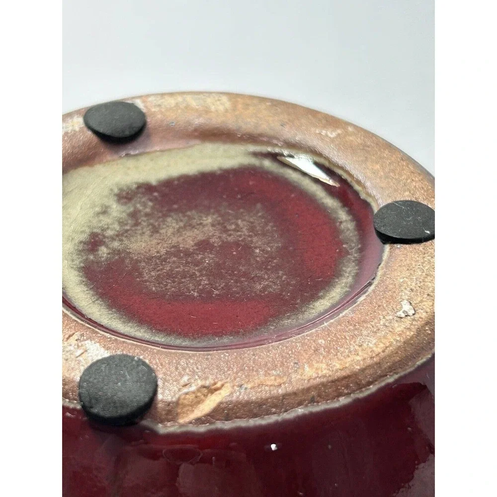 Unmarked pottery art